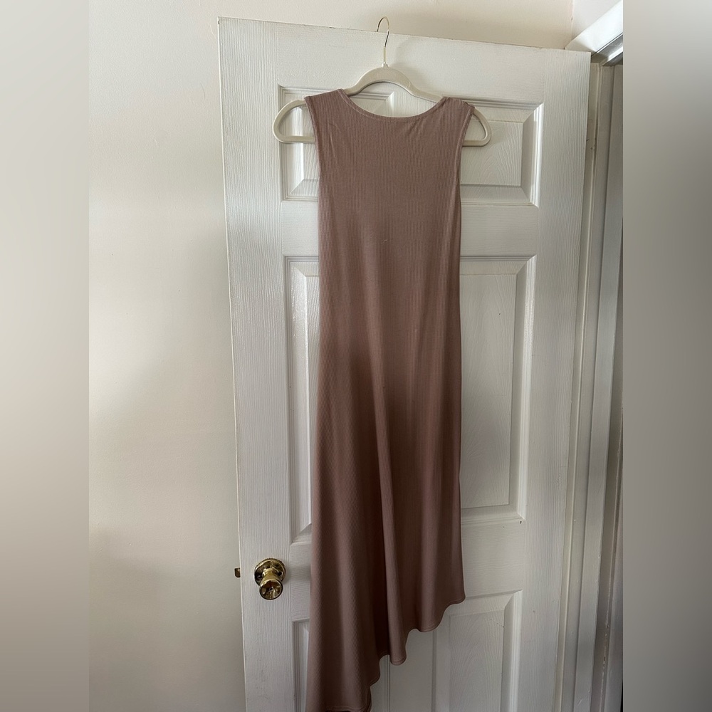 Aqua Sleeveless Taupe Maxi Dress
